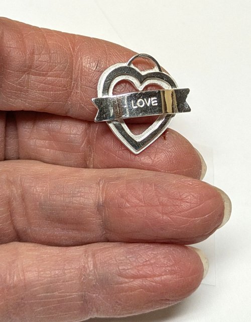 Judy Larson's Hearts and Flowers Charms - , Classic Wire Jewelry, Cutting, Cutting Tool, Cutters, Filing, Finishing, Butane Torch, Soldering, Solder, Design, Just cut them apart to separate.